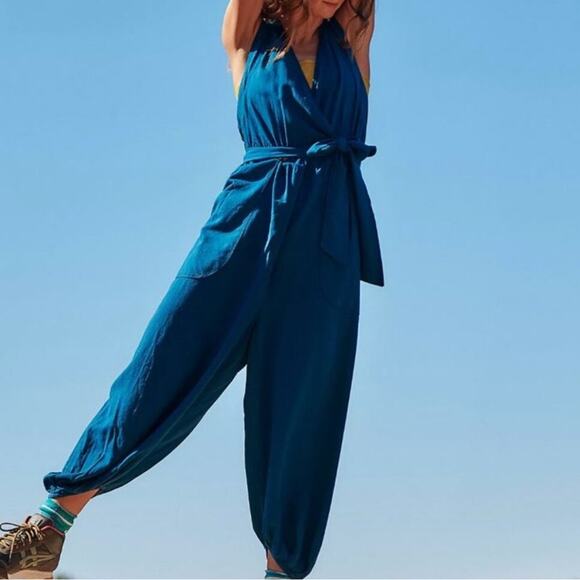 Free People Find The Chi Onesie jumpsuit size Large - Picture 2 of 9
